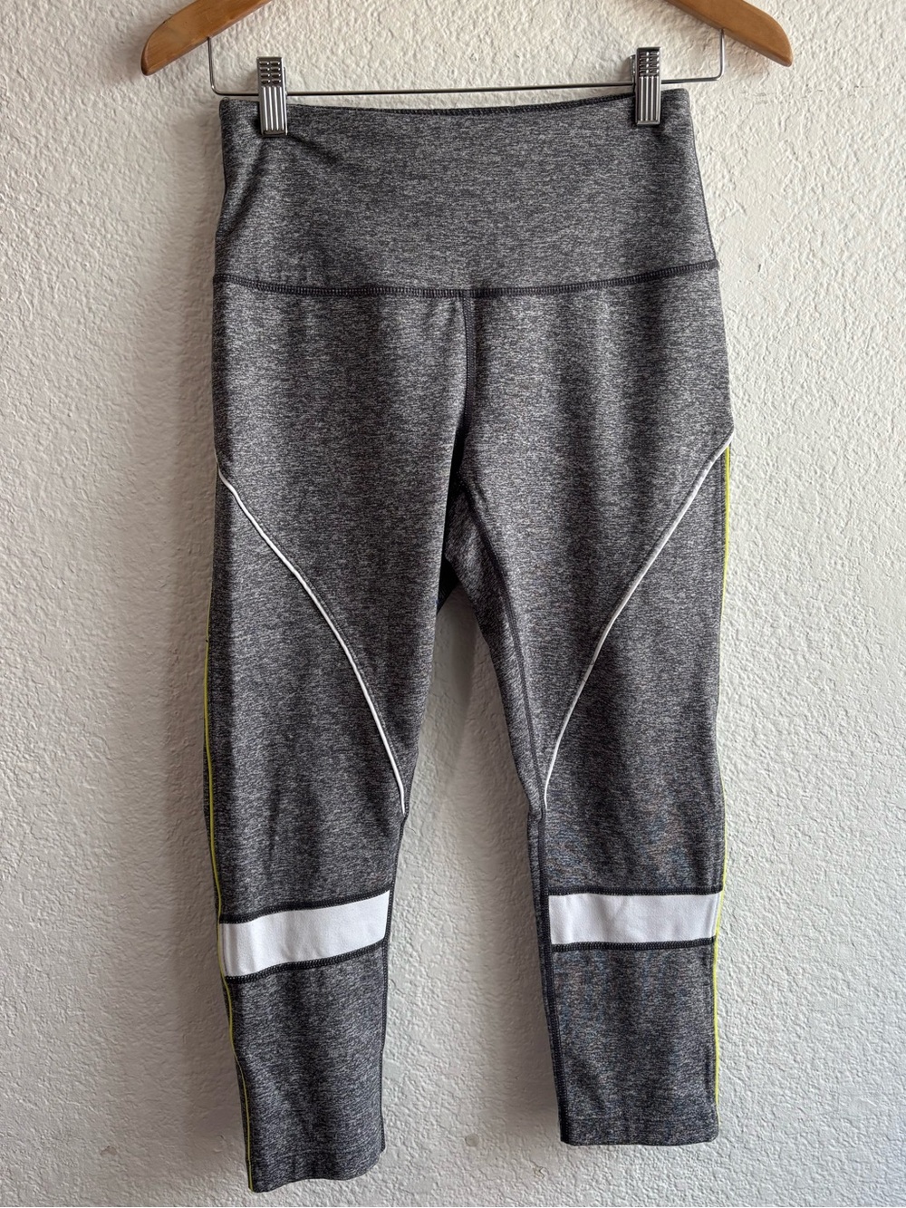 Zella Grey Crop Leggings Neon Yellow Accents Small